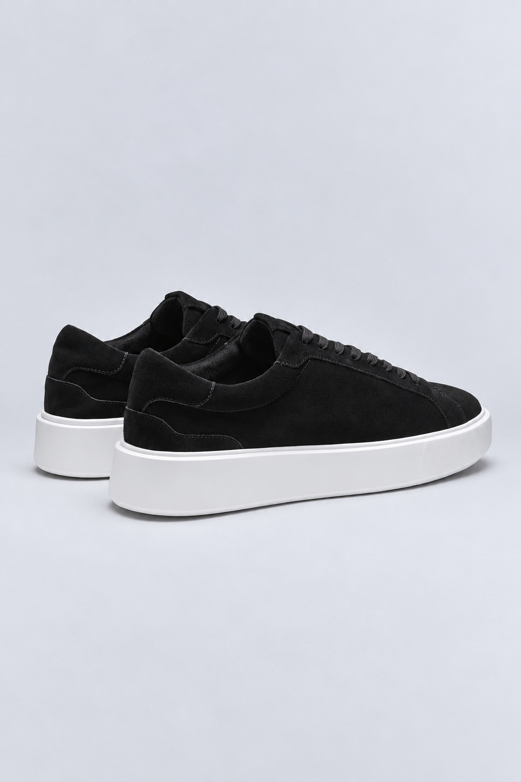 VEYRA SUEDE TRAINER - BLACK